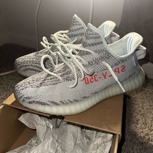 Yeezy Boost 350 V2 ‘Blue Tint’